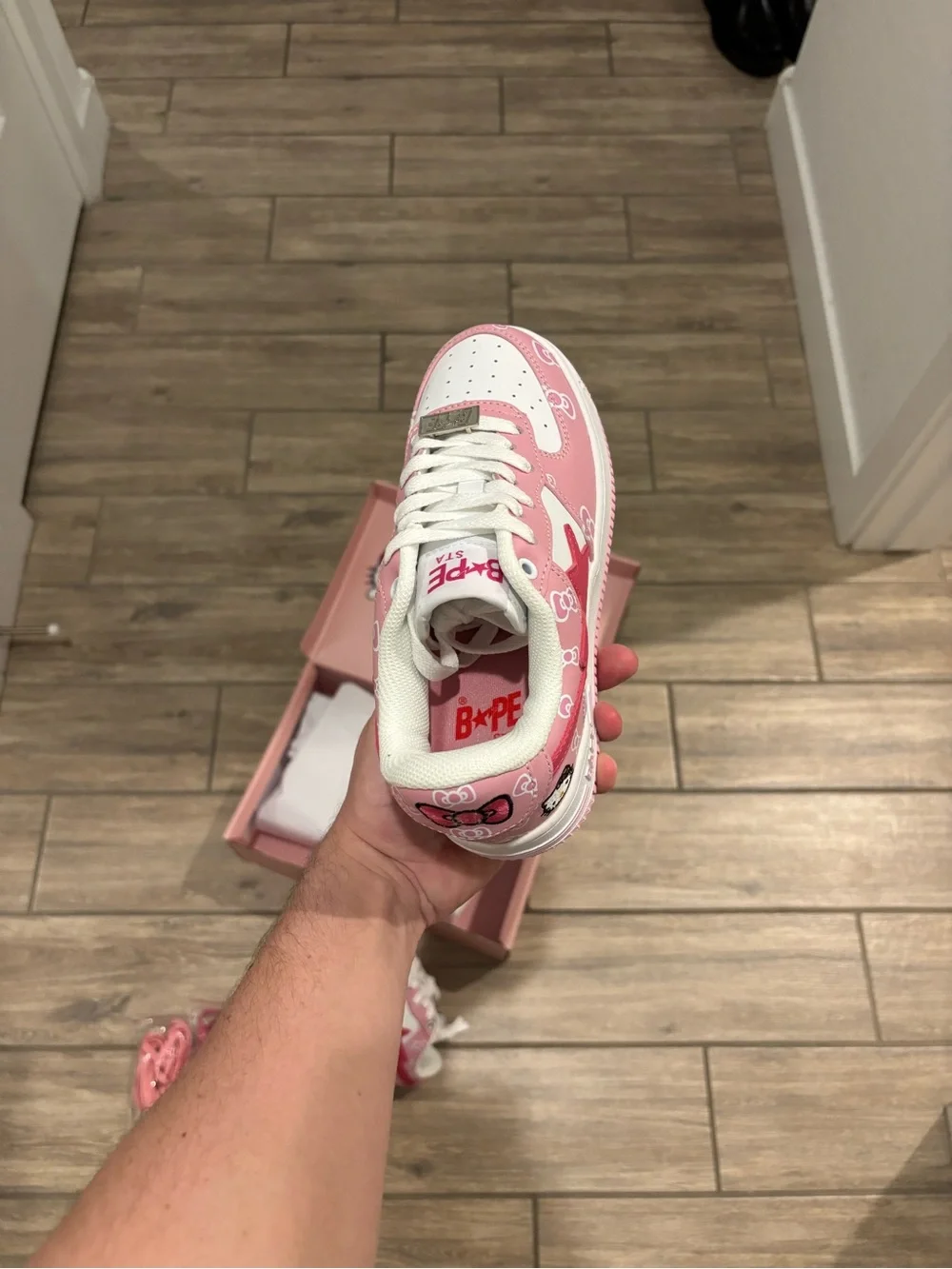 Hello Kitty x Bapesta